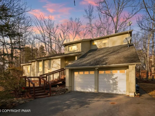 315 Rolling Hills Dr, East Stroudsburg, PA 18302