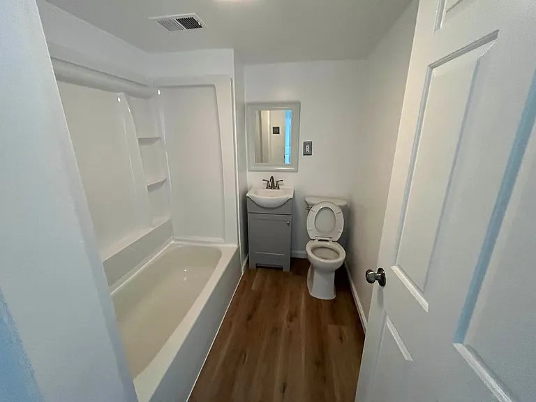 2224 Prince Of Wales Ct #2 — Photo 2
