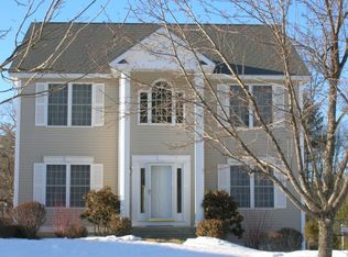 31 Tumble Rd, Bedford, NH 03110