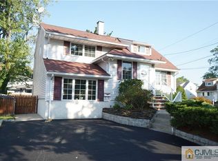 201 McFarlane Rd, Colonia, NJ 07067