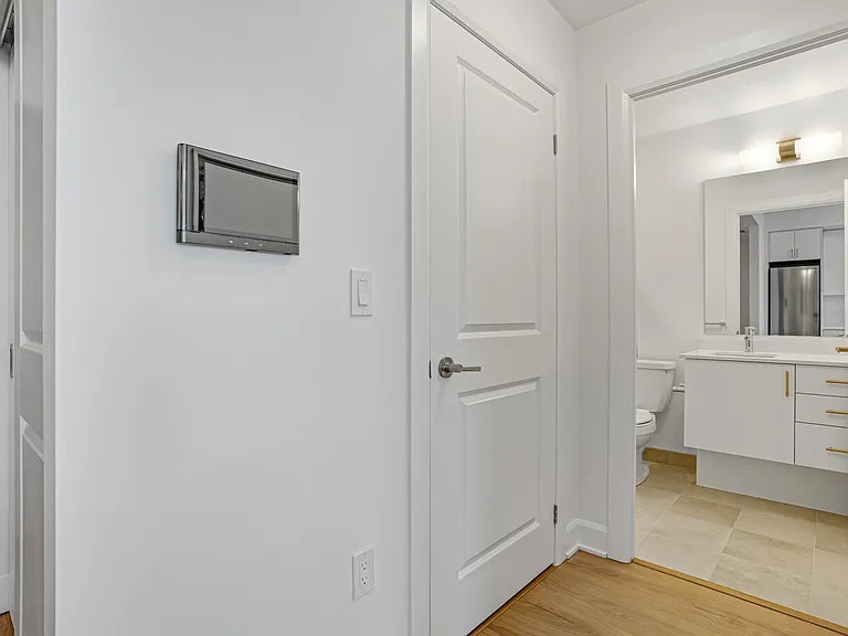 3240 William Coltson Ave — Photo 19