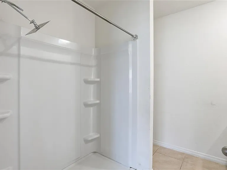 2735 Numa Falls Ave — Photo 23