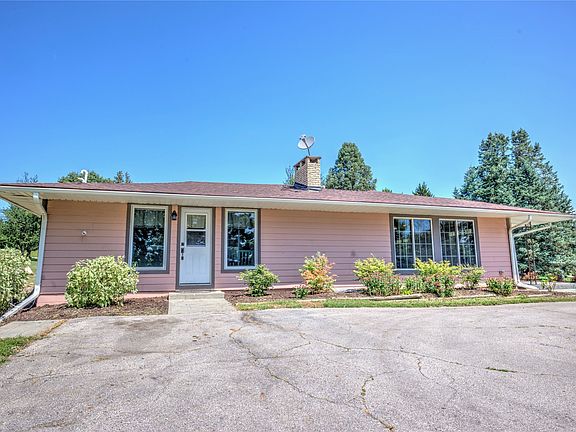 2nd image of 7951 SE Vandalia Dr