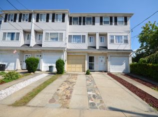 220 Hett Ave, Staten Island, NY 10306