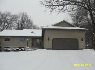 516 10th St N, Sartell, MN 56377
