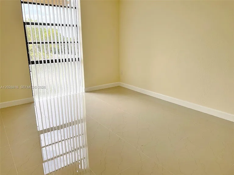 16950 W Dixie Hwy #A531 — Photo 16