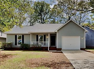 6835 Torrance Ln, Fayetteville, NC 28314