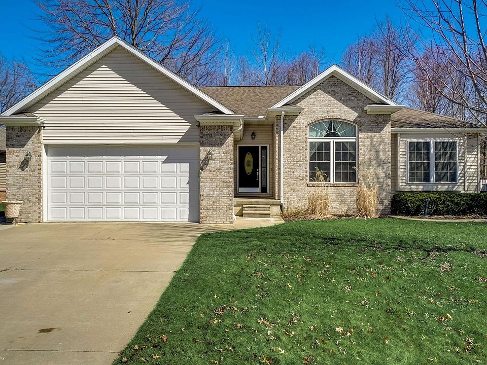 1st image of 4098 Lancaster Dr