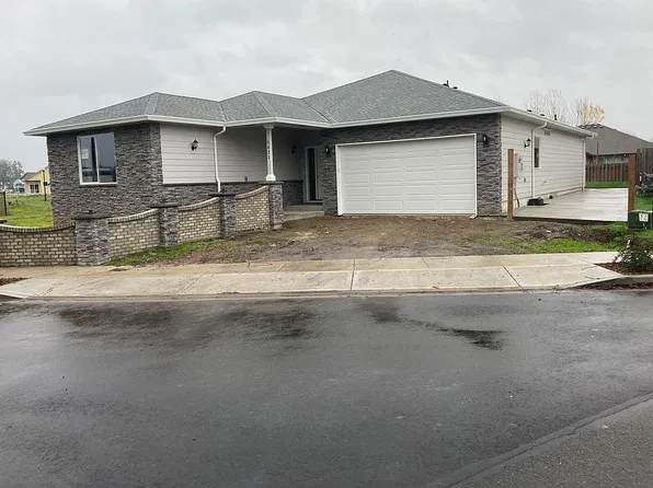 1421 NW 30th Ave, Battle Ground, WA 98604