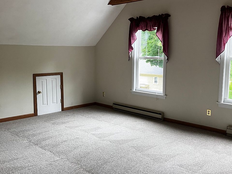 1519 Pleasant St Plainville MA Zillow