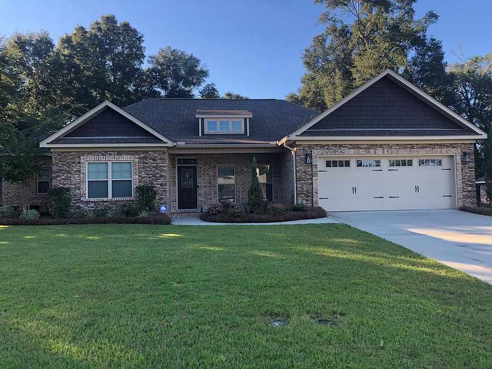 1st image of 2905 Peachtree Dr