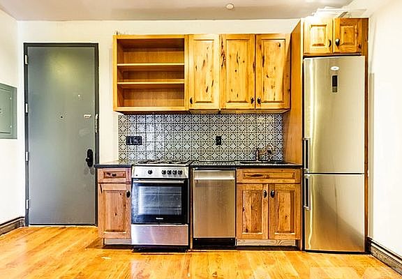 2nd image of 289 Nostrand Ave #2D