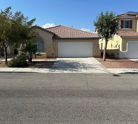 2nd image of 9916 W Mesa Vista Ave