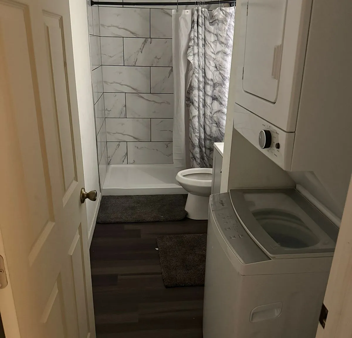 2 bed, 899 sqft, $1,600 — Photo 1
