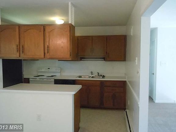 4th image of 4804 Kellogg Dr