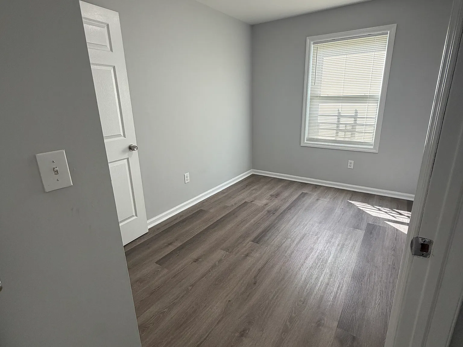 2 bed, 634 sqft, $1,472 — Photo 4