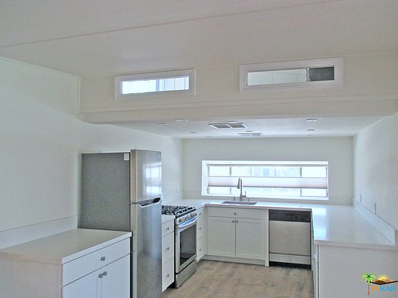 5th image of 232 N Safari St