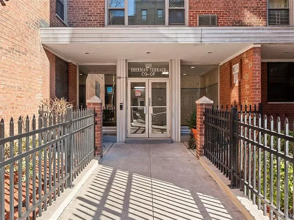 1010 Sherman Ave APT 1B, Bronx, NY 10456