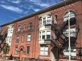 140 Franklin St APT 10, Rochester, NY 14604