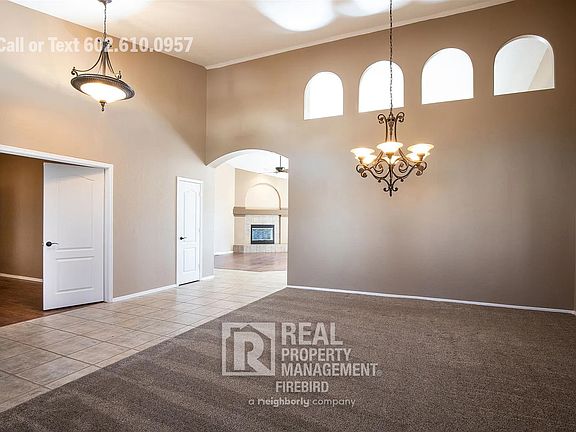 3rd image of 4907 E Fernwood Ct