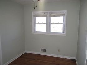 3rd image of 1705 NE Shady Lane Dr