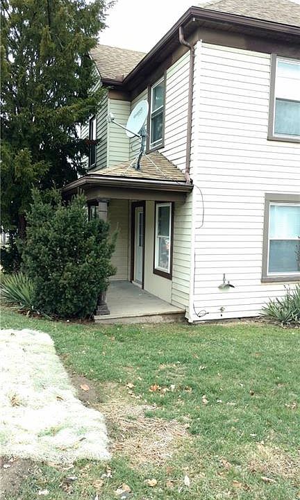 1st image of 2132 Wayne Ave