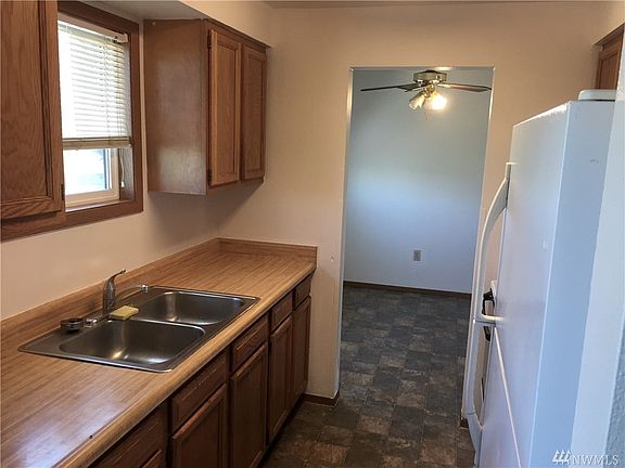 4th image of 1208 Mather Dr