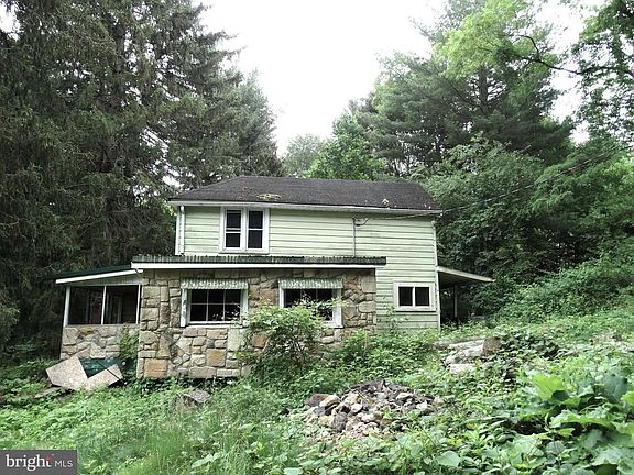 3rd image of 8080 Lincoln Way E