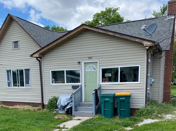920 Hall St, Streator, IL 61364