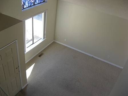 3rd image of 6885 Sunkist Dr
