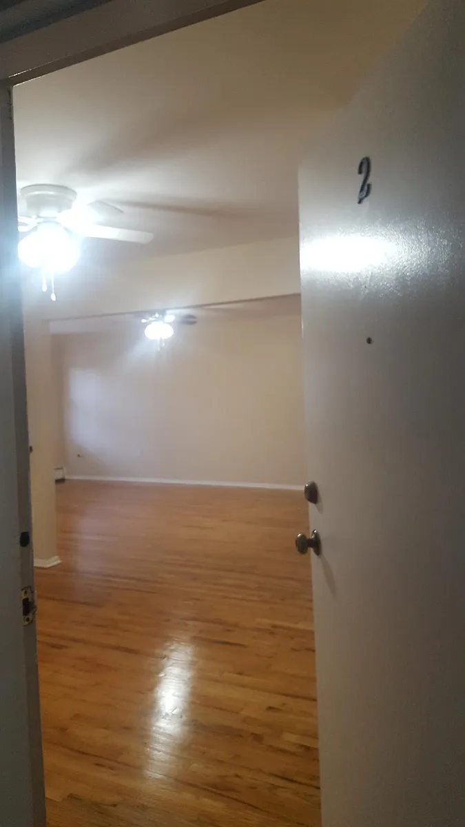Building Photo - 38 Woodedge Ave #2