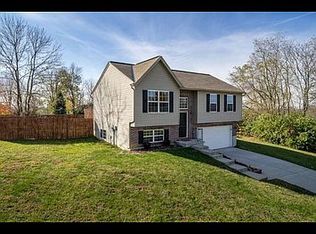 729 Lakefield Dr, Independence, KY 41051