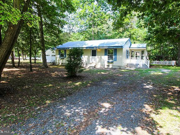 2nd image of 27252 Clipper Dr