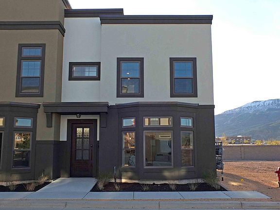 2nd image of 899 S Lincoln Ave #6