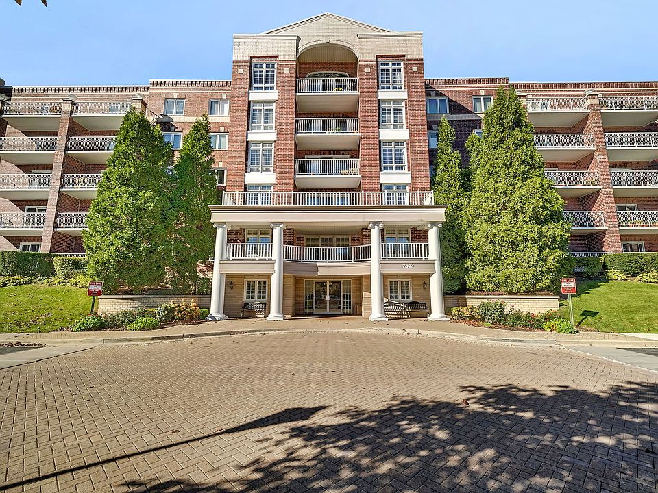 1st image of 7071 W Touhy Ave APT 605