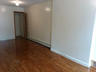 Rented by Danielle Stoller, LREB