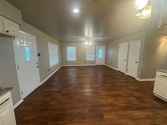 5th image of 114 Daisy Dr