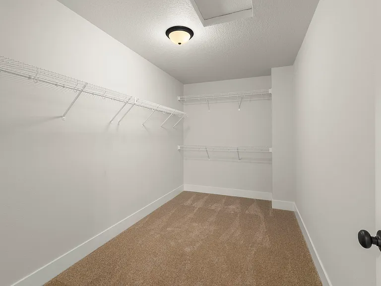 2525 Bourbon St — Photo 31