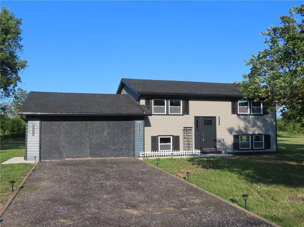 4243 State Route 96a, Waterloo, NY 13165