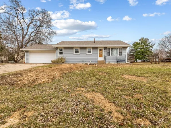 1140 Taylor St, Pecatonica, IL 61063