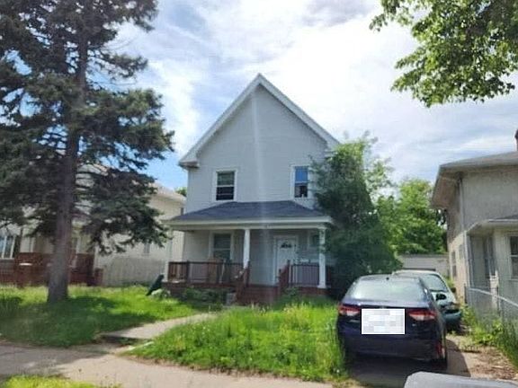 2nd image of 2223 3rd St N
