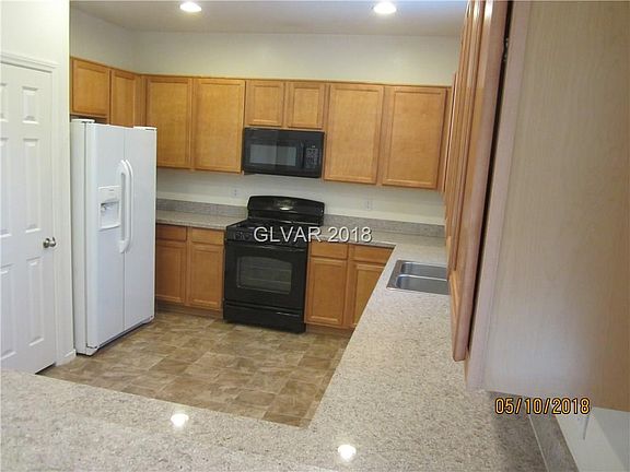 5th image of 7145 Picton Ave