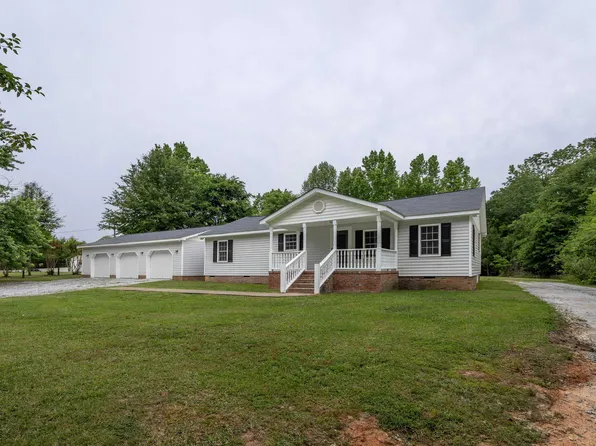 123 Chalet Dr, Gray Court, SC 29645