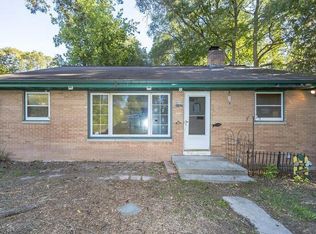 N39W5594 Burr Ln, Cedarburg, WI 53012