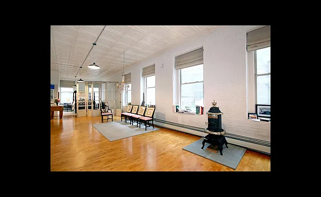 Rented by Douglas Elliman | media 25