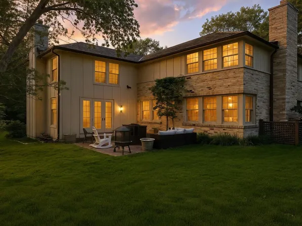 1861 East Fox LANE, Fox Point, WI 53217