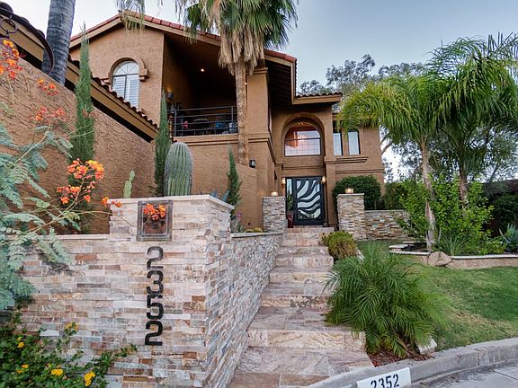 2352 E Cheryl Dr-3