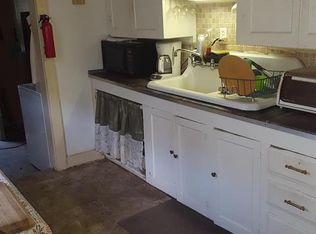 5505 Maple St, Mission, KS 66202