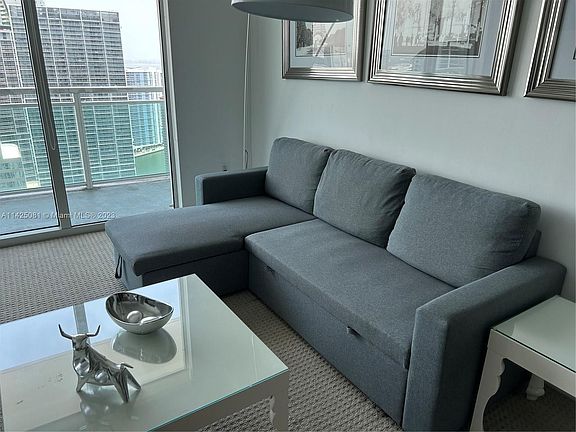 5th image of 950 Brickell Bay Dr APT 5108