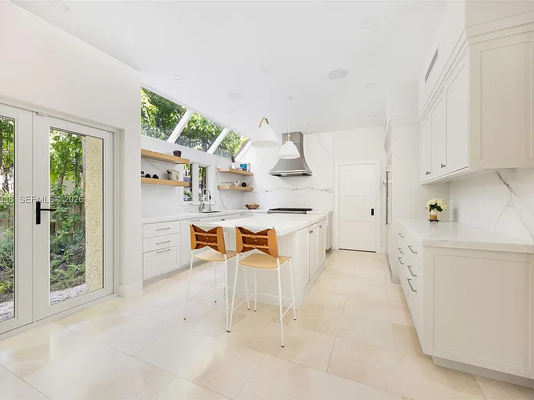 3845 Wood Ave — Photo 17